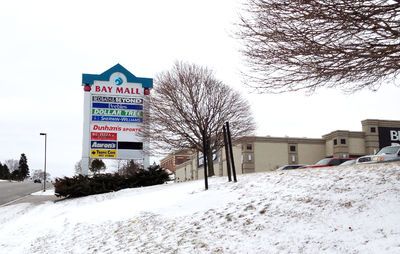 BAY MALL: 910 Spring St, Petoskey, MI 49770